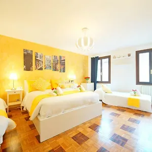 Calle Dei Fabbri Appartement