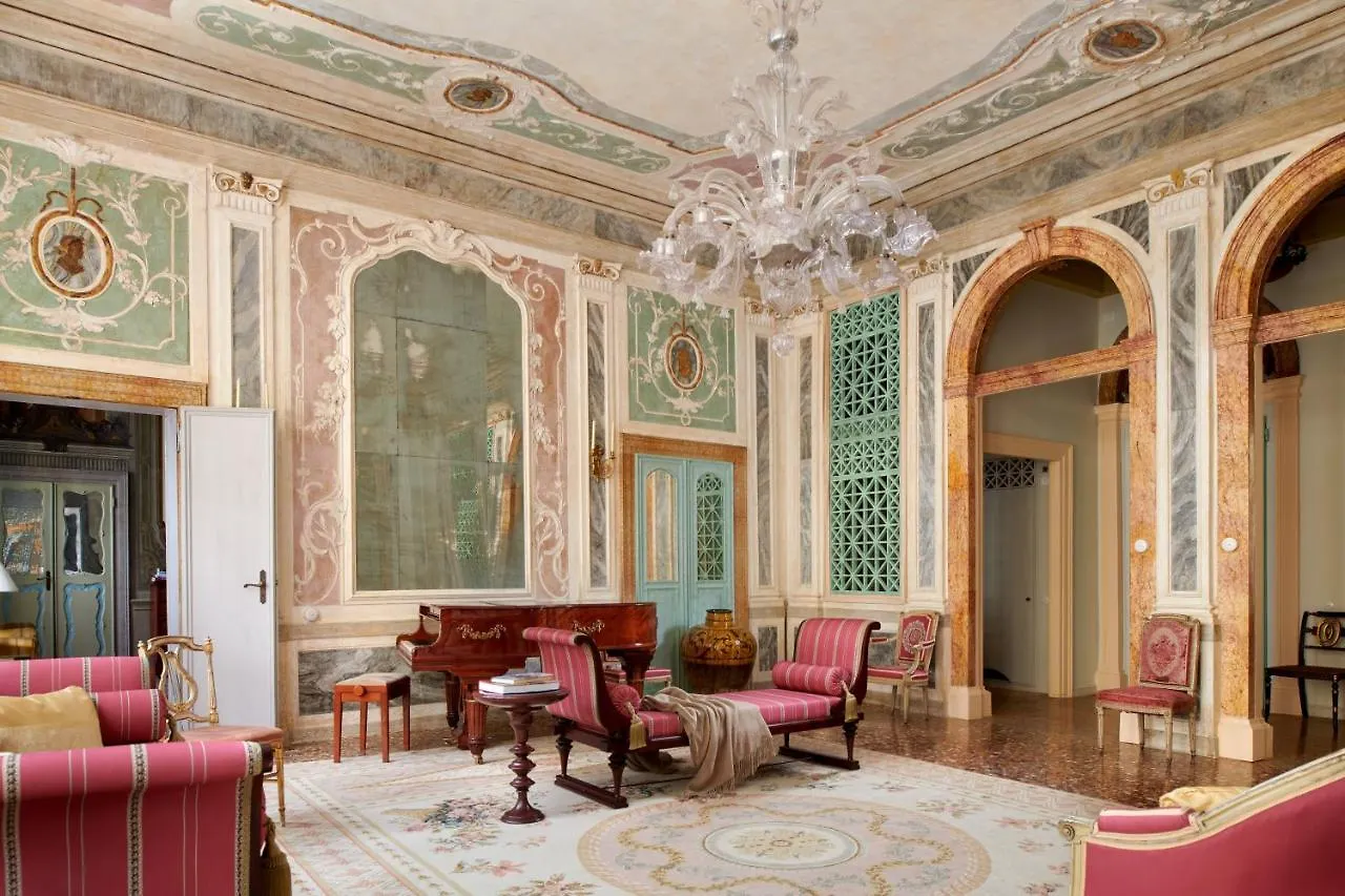 Imperiale Piano Nobile Apartment Venice