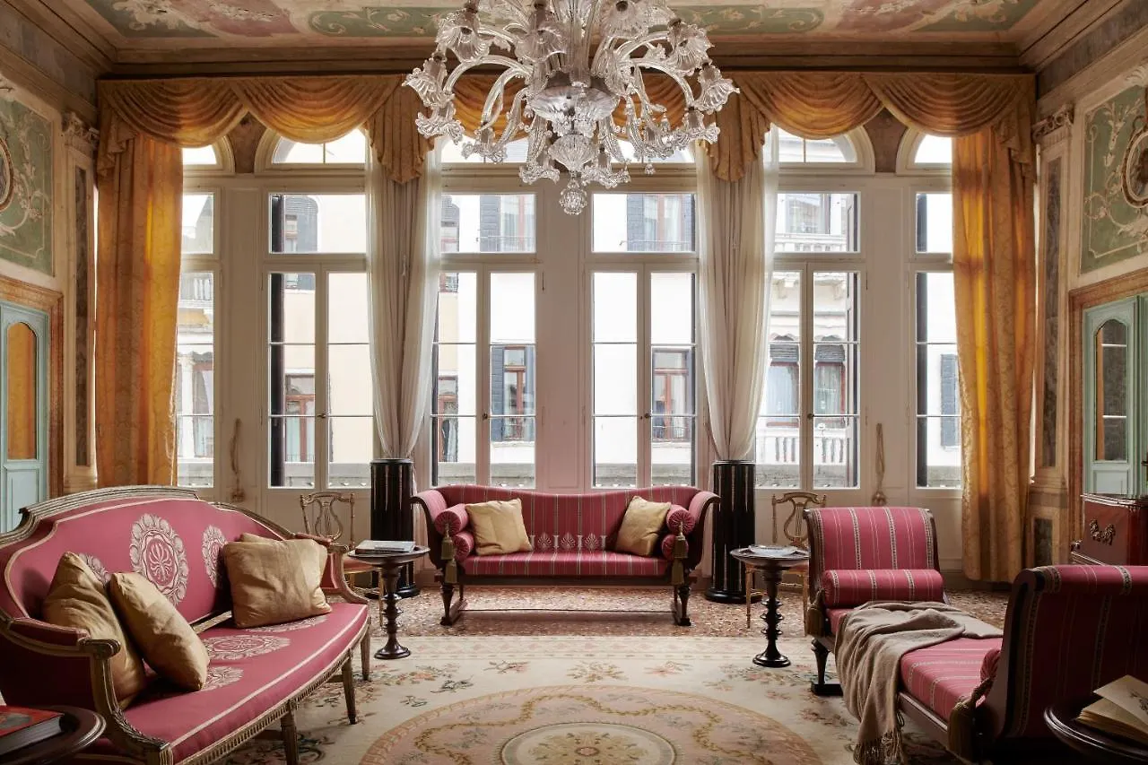 Imperiale Piano Nobile Apartment Venice