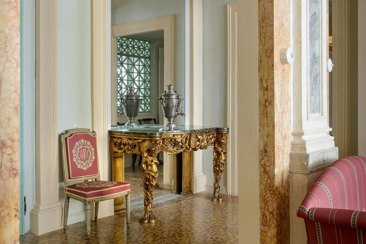 Imperiale Piano Nobile Apartment Venice Italy